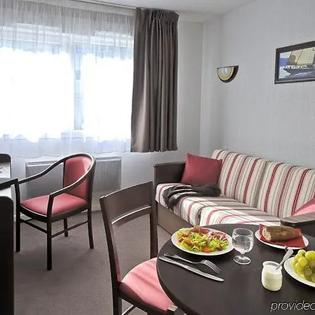 Comfort Le-port-marly Paris Ouest 3* Le Port-Marly