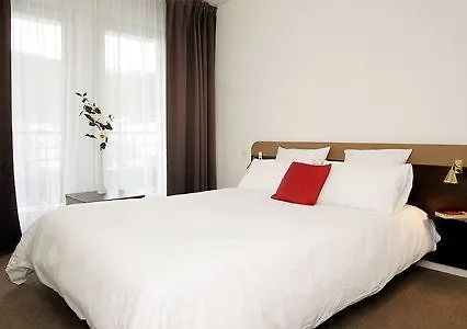 Hotel Comfort Le-port-marly Paris Ouest 3*