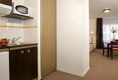 Comfort Le-port-marly Paris Ouest 3*
