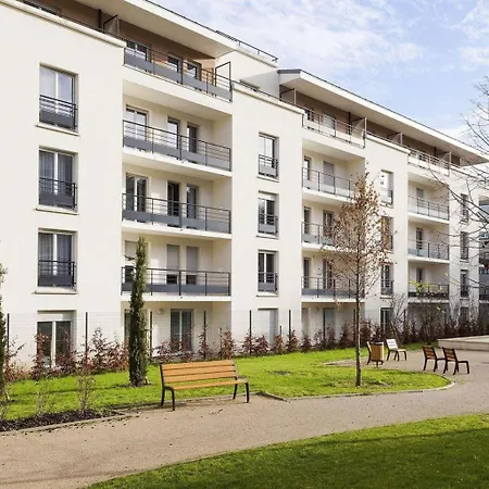 Comfort Le-port-marly Paris Ouest 3* Le Port-Marly